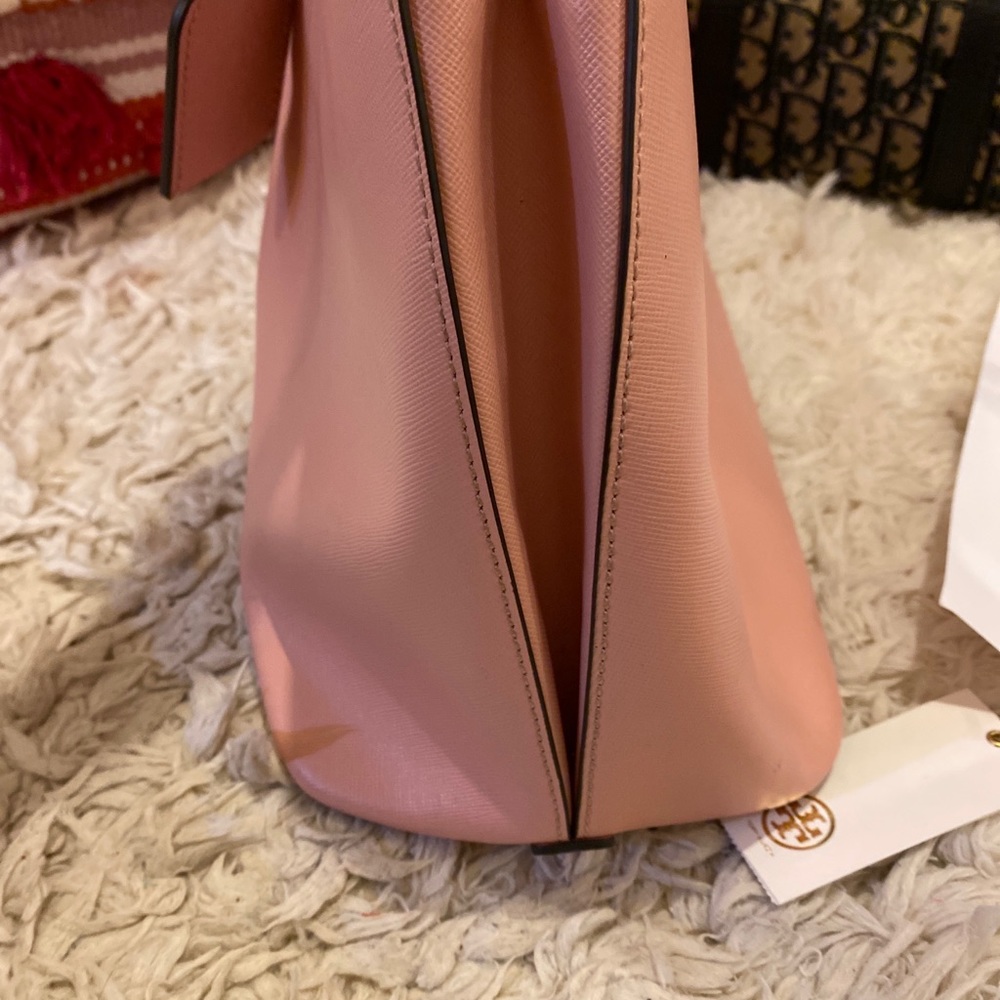 Tory Burch Robinson Dome bag - Picture 8 of 15